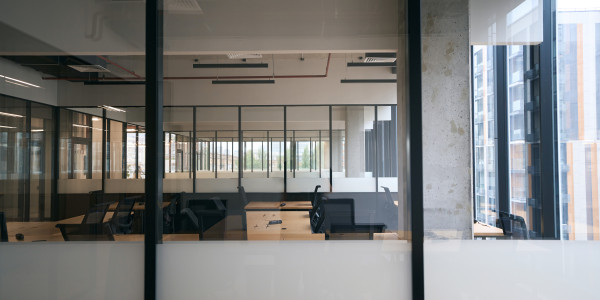 Reformas Integrales de Oficinas y Despachos Alguazas · Diseño e Instalación de Paneles Divisorios