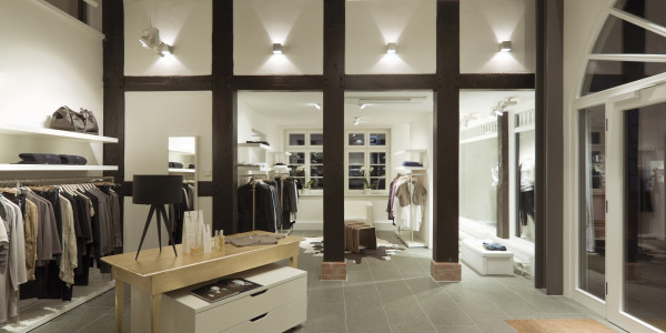 Reformas Integrales de Tiendas y Locales  Comerciales Cieza · Diseño y Planificación de Espacios Comerciales